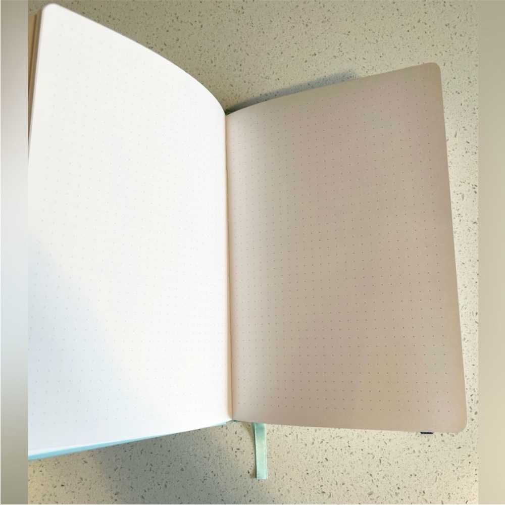 Tiffany note book - Picture 13 of 13
